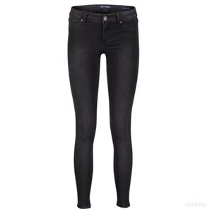 Black jeggings